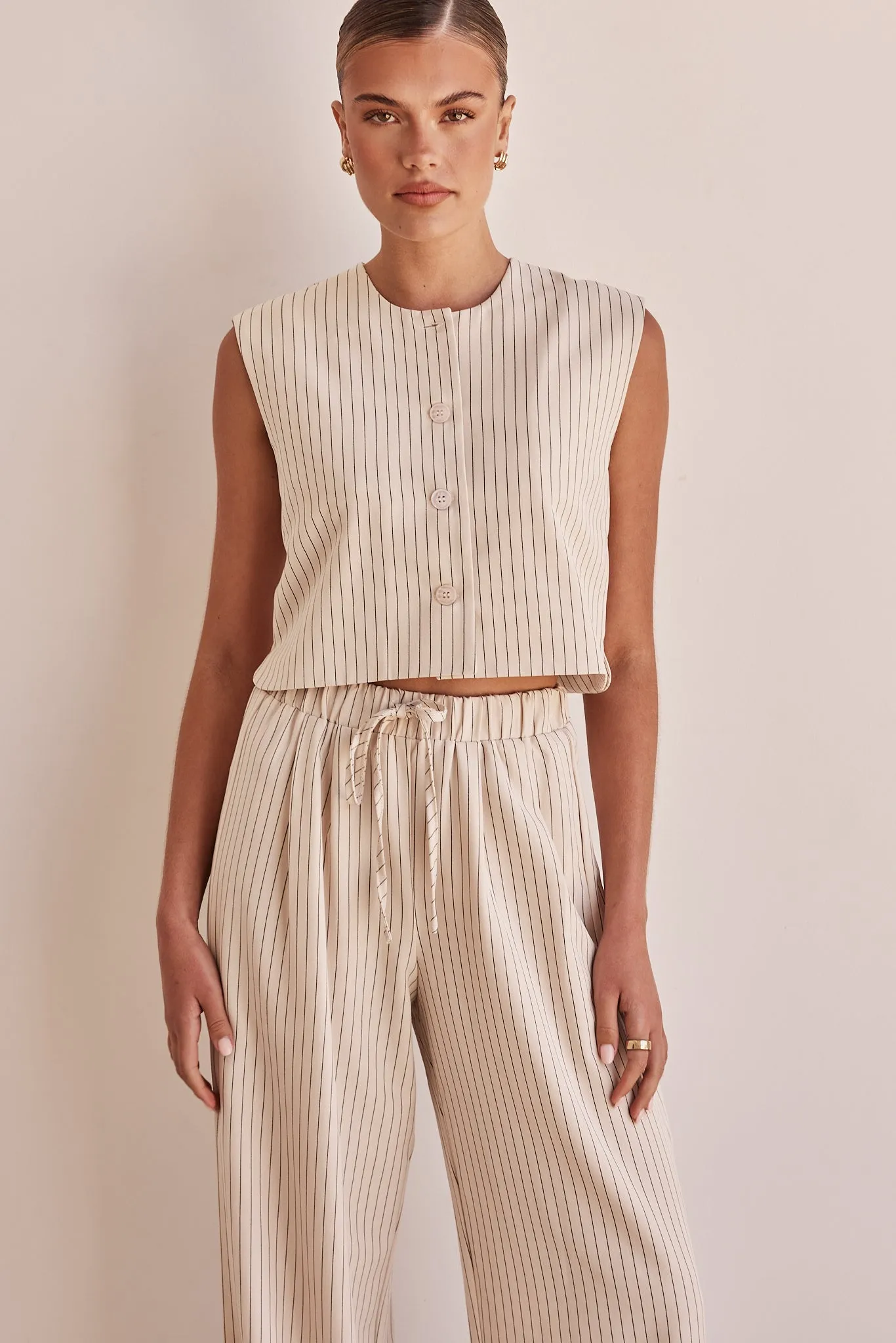 Blake Vest (Beige)