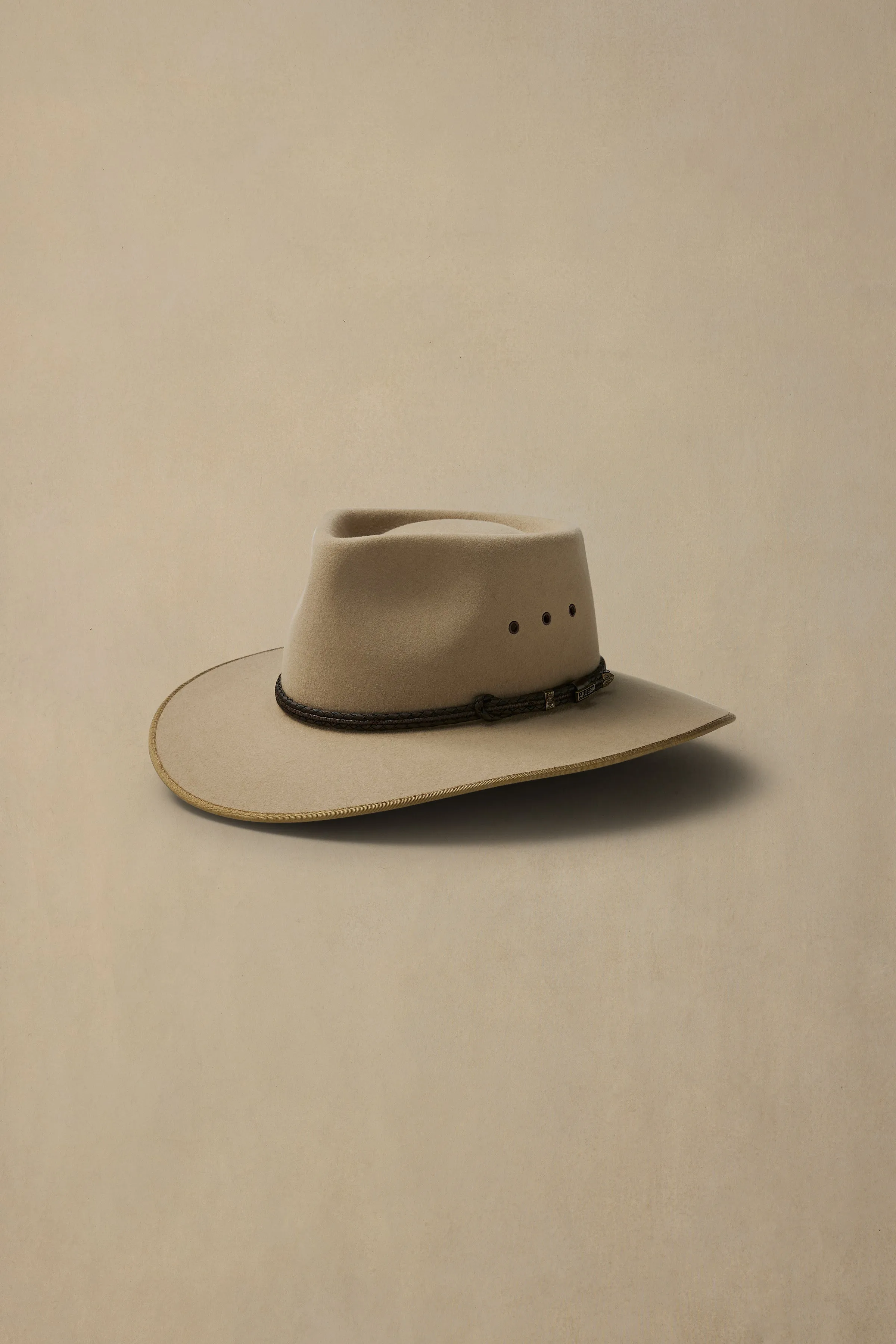 Cattleman Sand