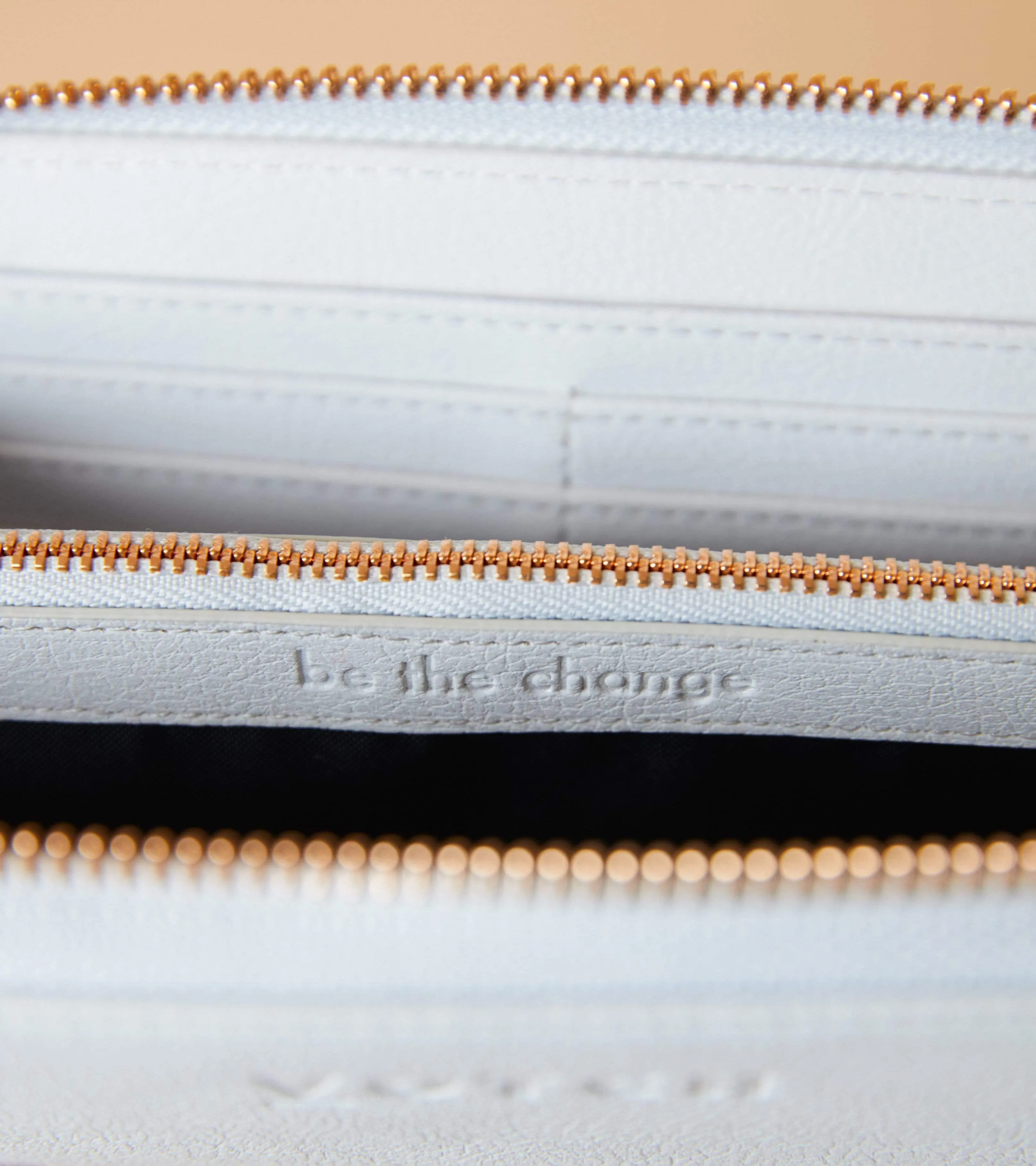 Classic Essentials Apple Leather Vegan Purse | Light Grey